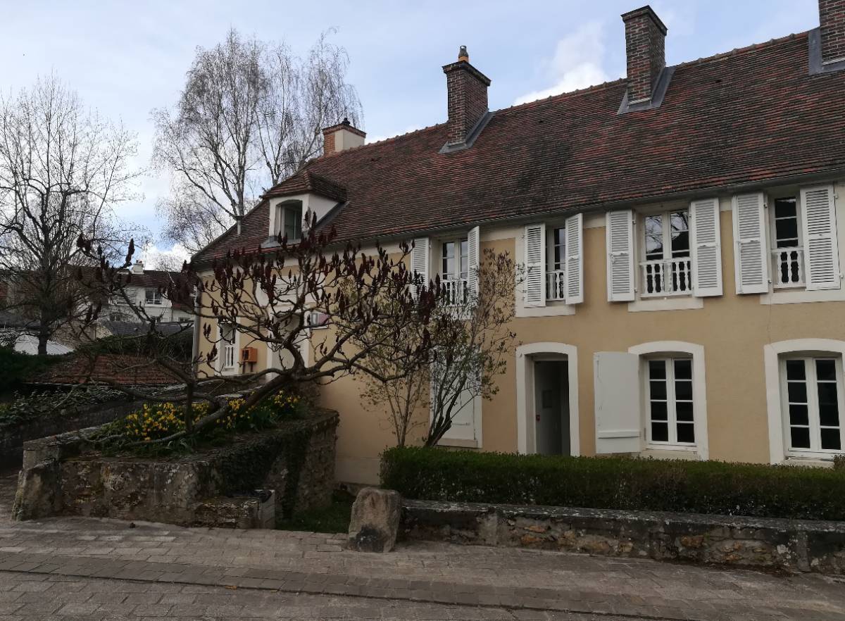 Maison du pont de Pierre, Jouy