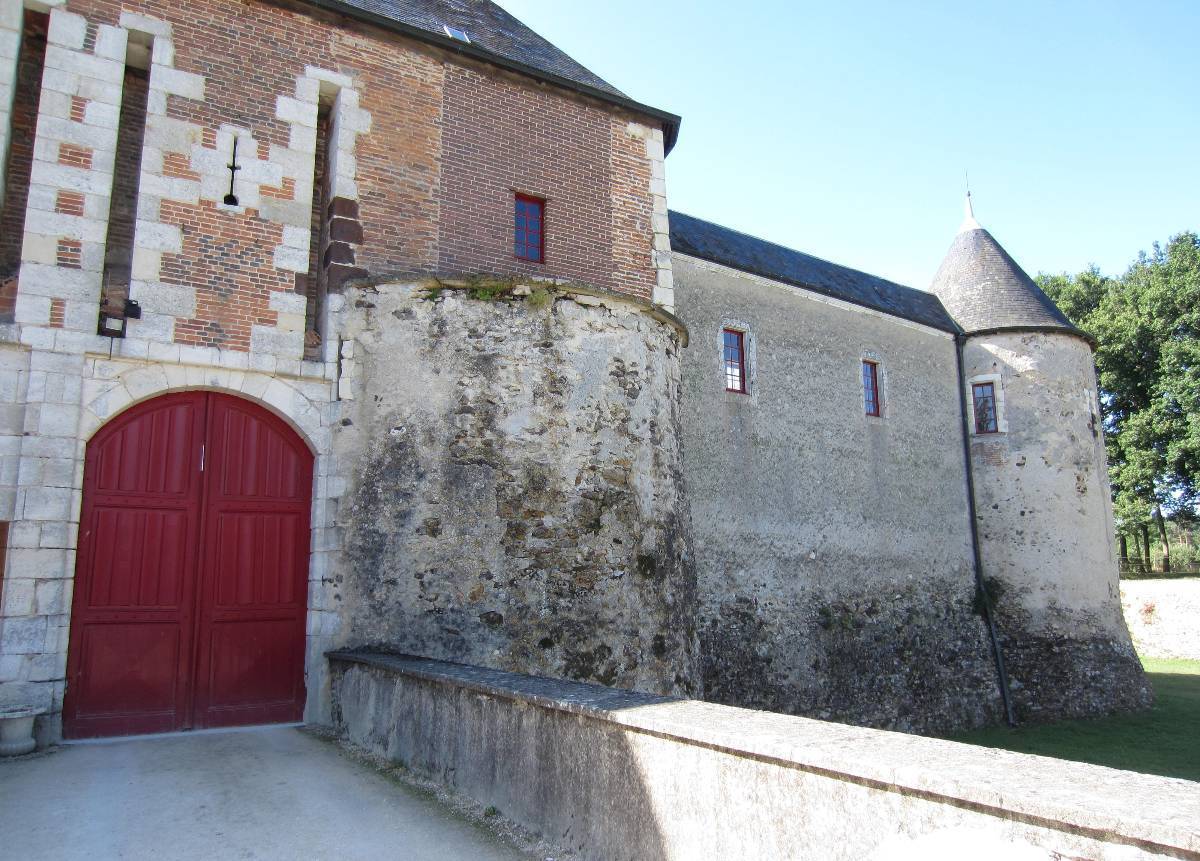 Le châtelet d'entrée