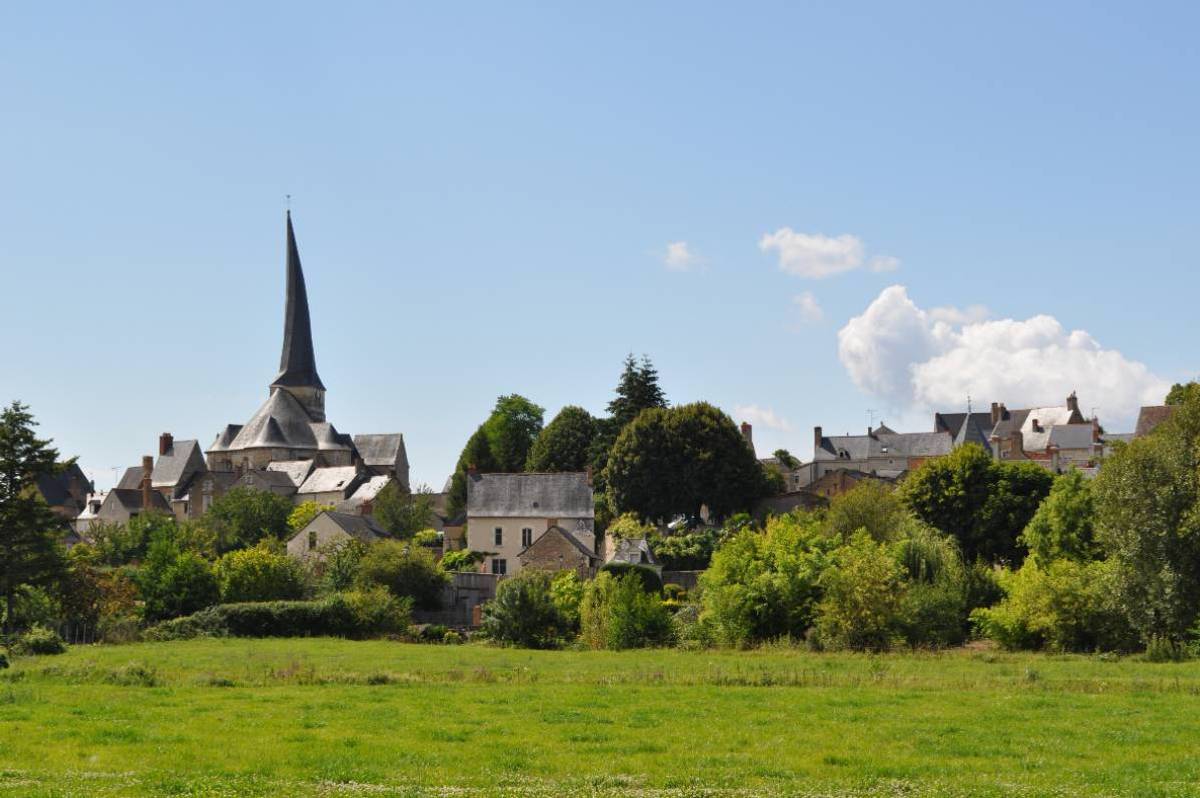 Le clocher tors du Vieil-Baugé