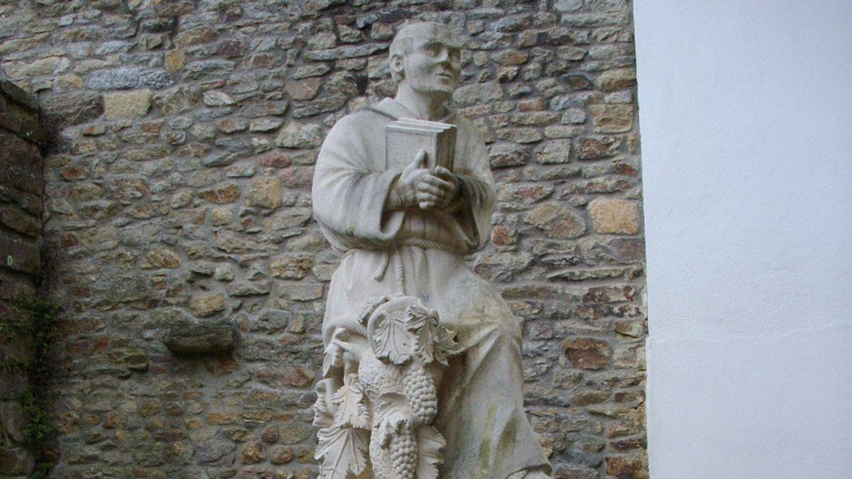 Statue d'Emilion, Vannes