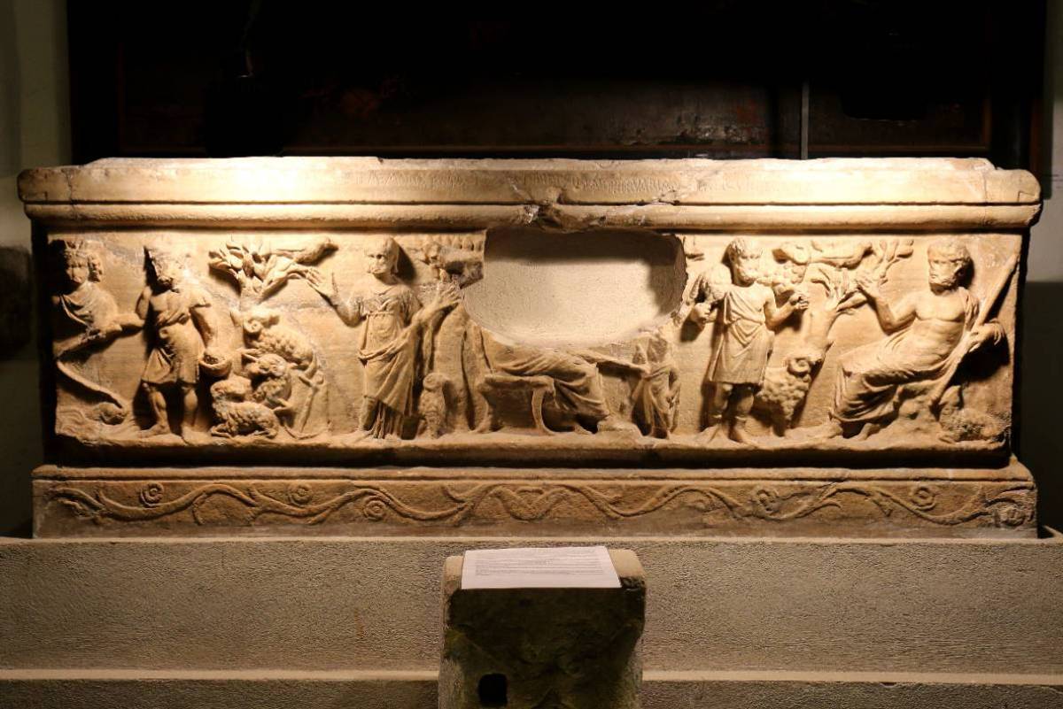 Sarcophage de la Gayole