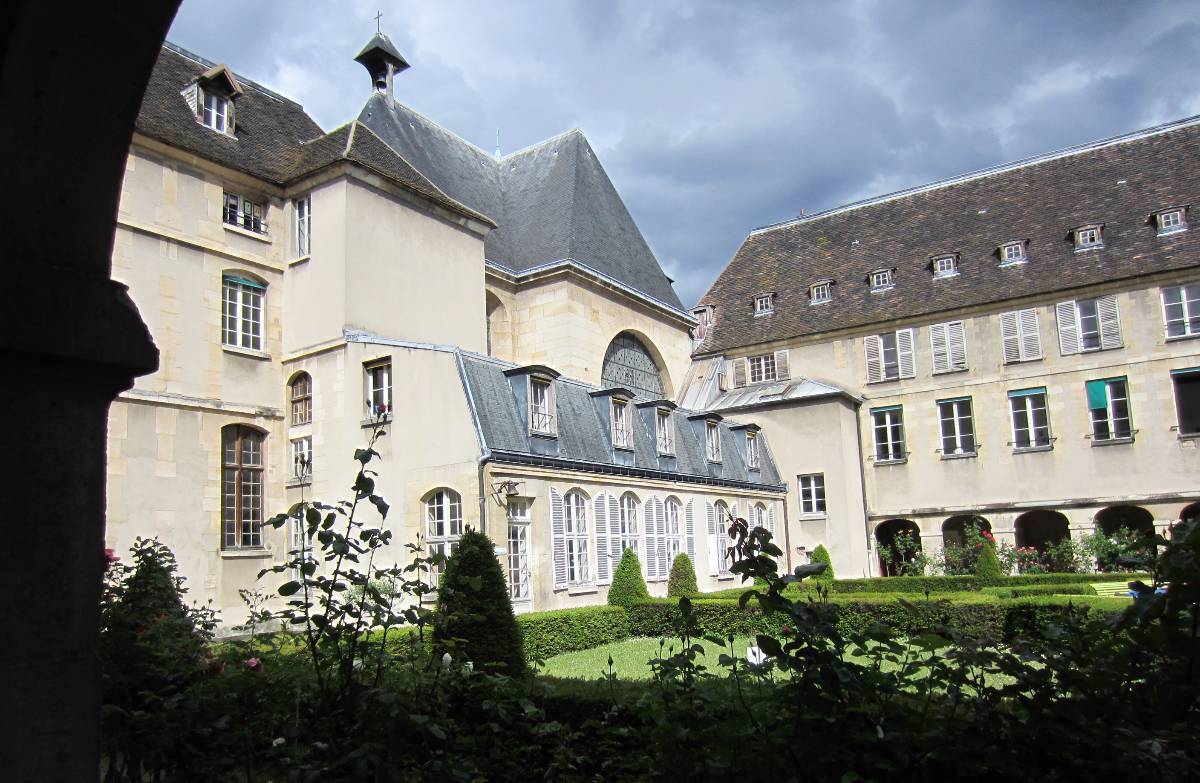 Le cloître, Port-Royal