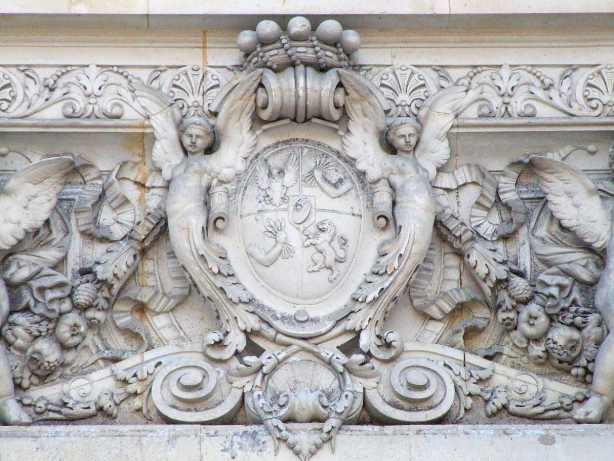 Ferrières : blason des Rothschild