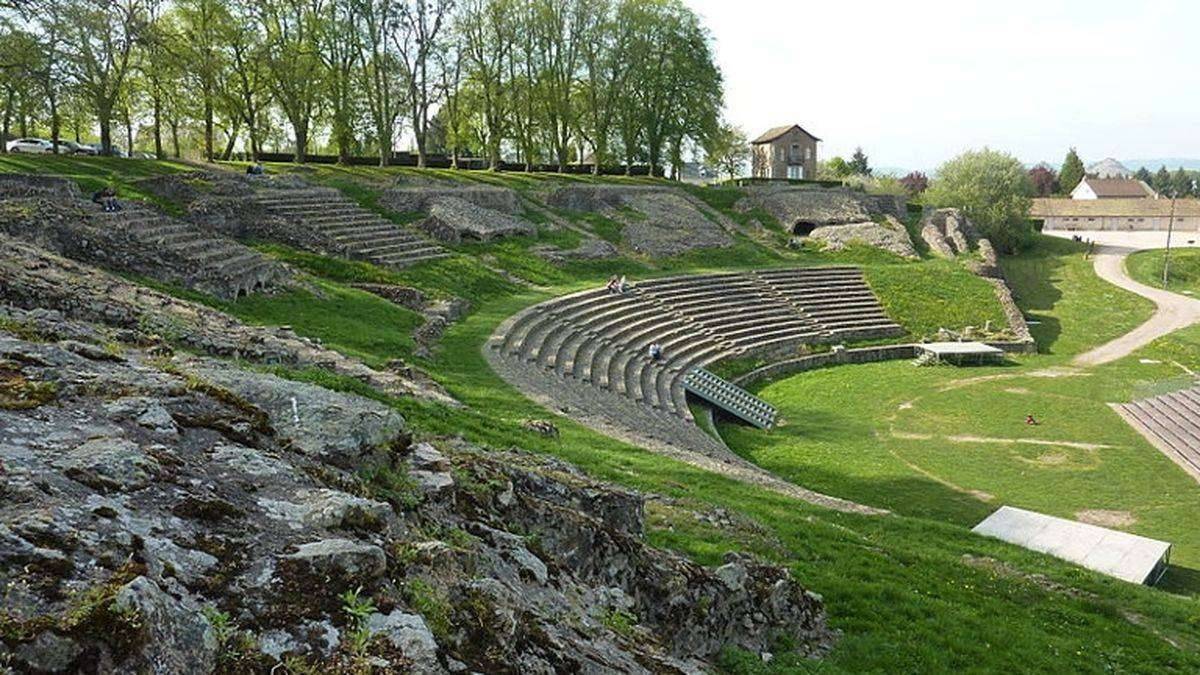 Le théâtre