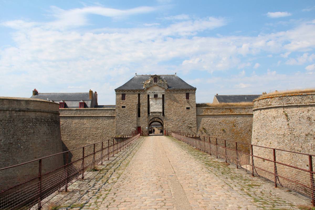 Porte royale et ses bastions espagnols