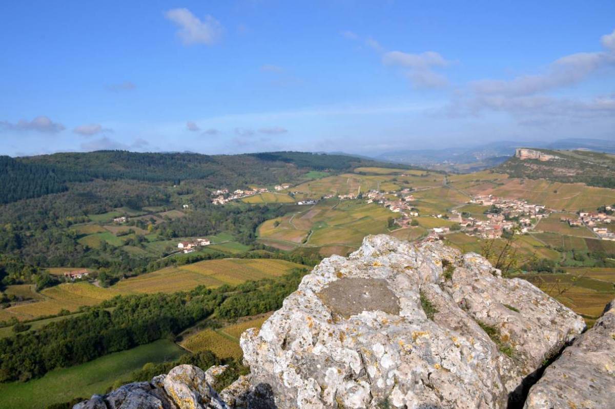 Vue depuis la roche de Solutré