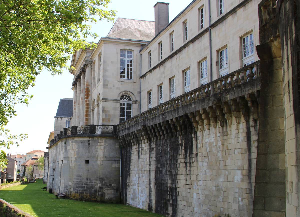 Façade arrière du château