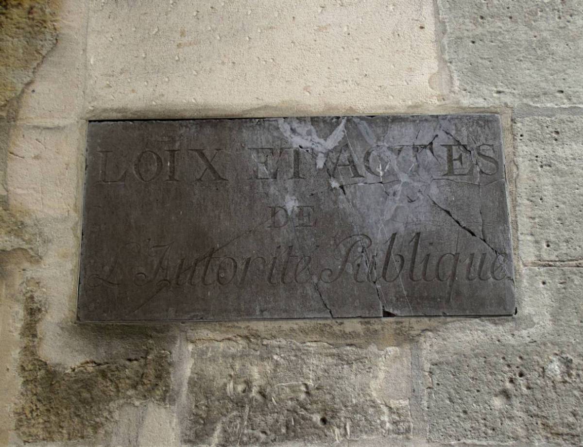 Plaque Loix et Actes