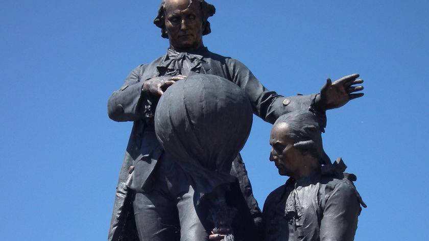 Statue des Montgolfier, Annonay