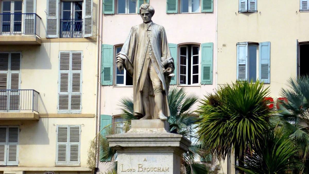La statue
