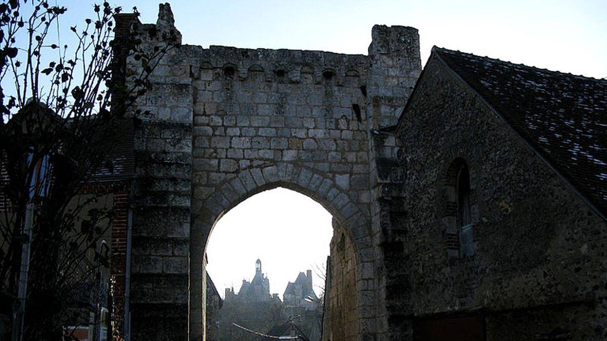 La porte Roland à Montigny