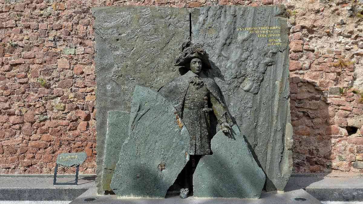 Statue de Sieyès, Fréjus