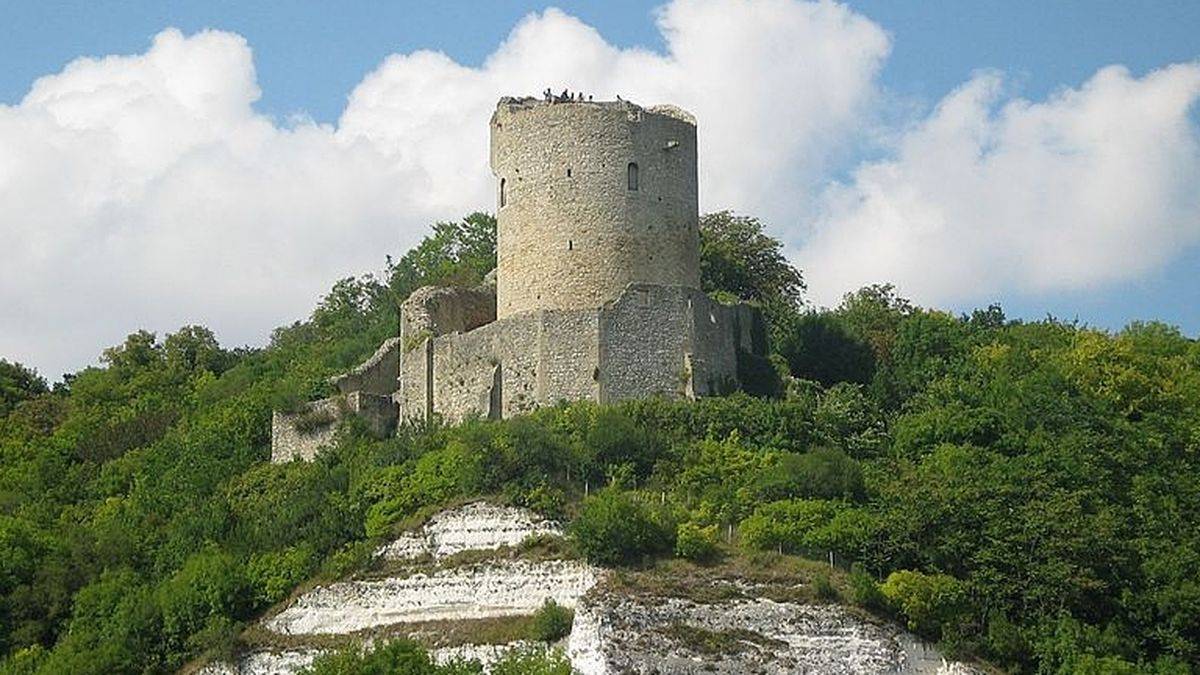 Le donjon sur sa roche