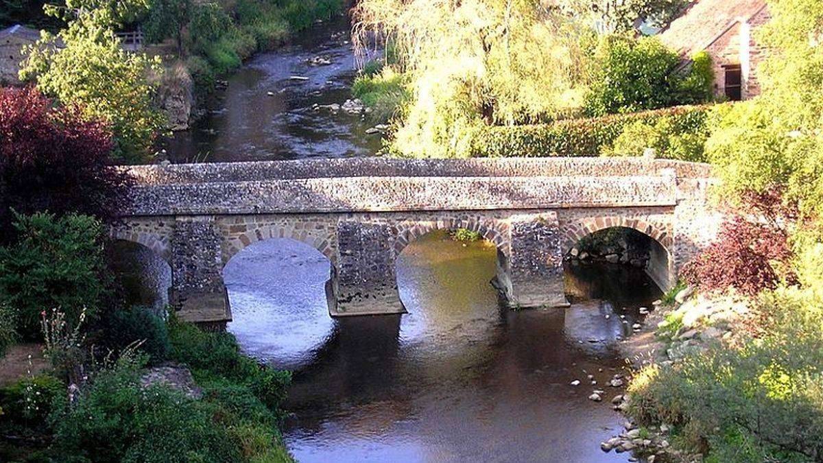 La Sarthe à St-Céneri