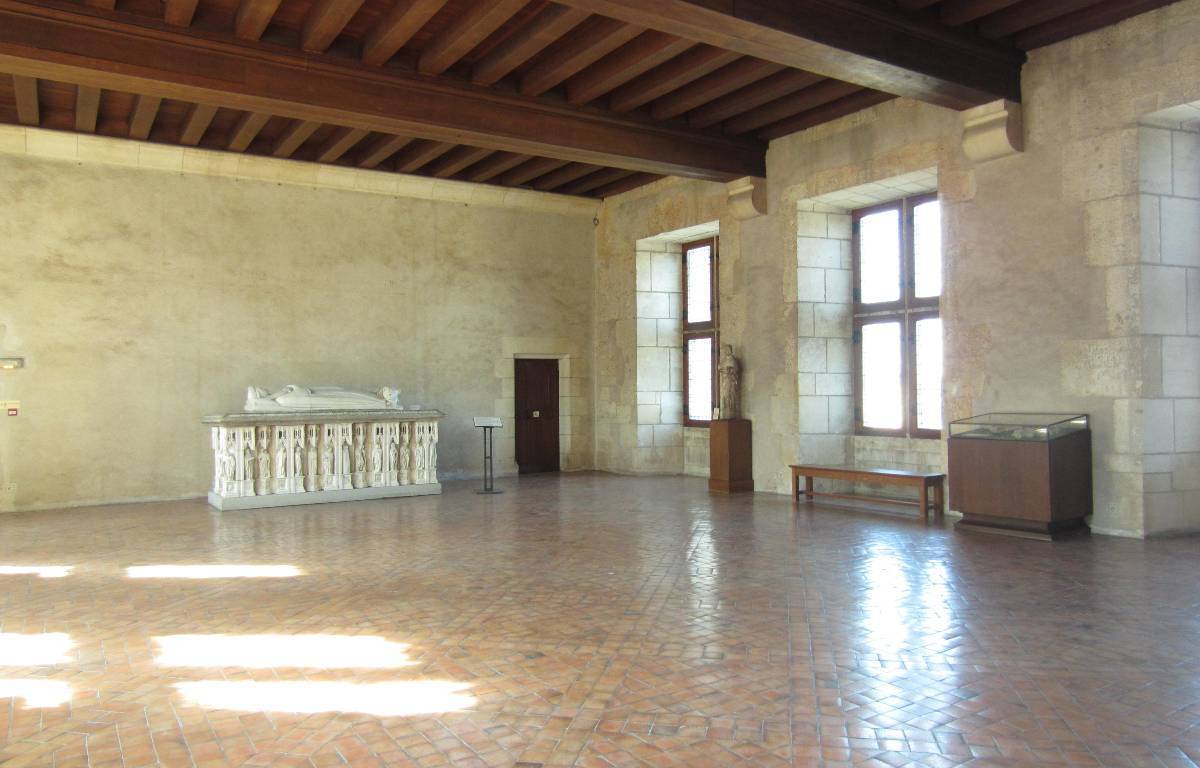 La salle d'apparat, ancien tribunal