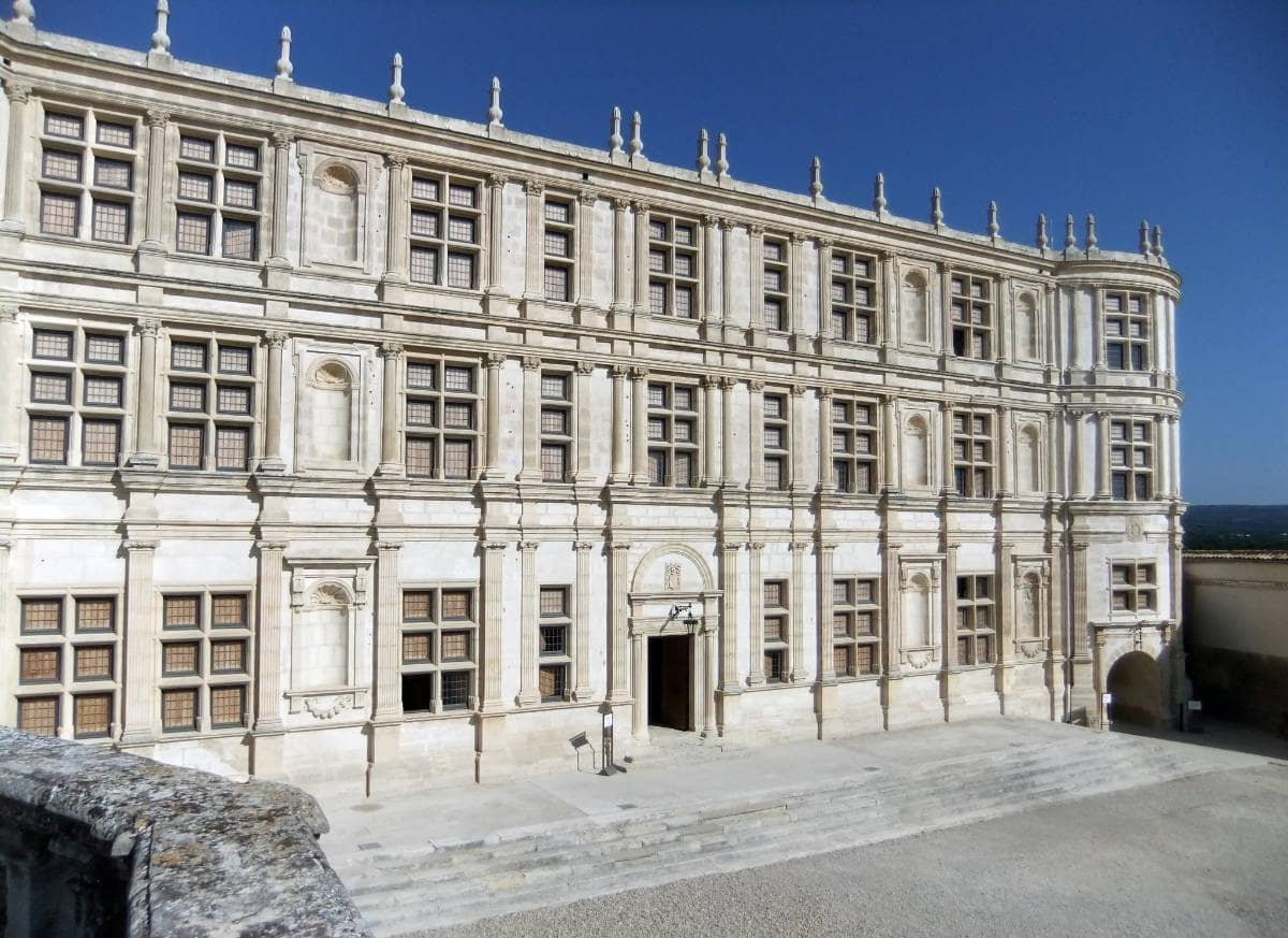Château de Grignan : façade François Ier