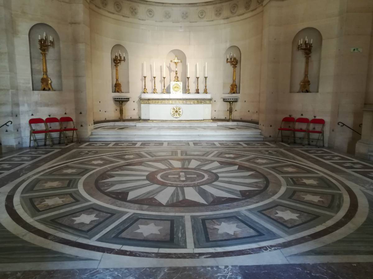 La chapelle : l'intérieur