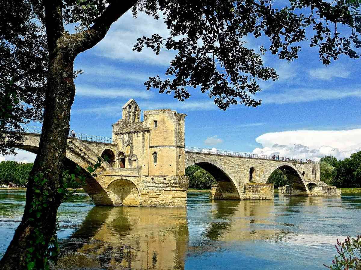 Le pont Saint-Bénézet