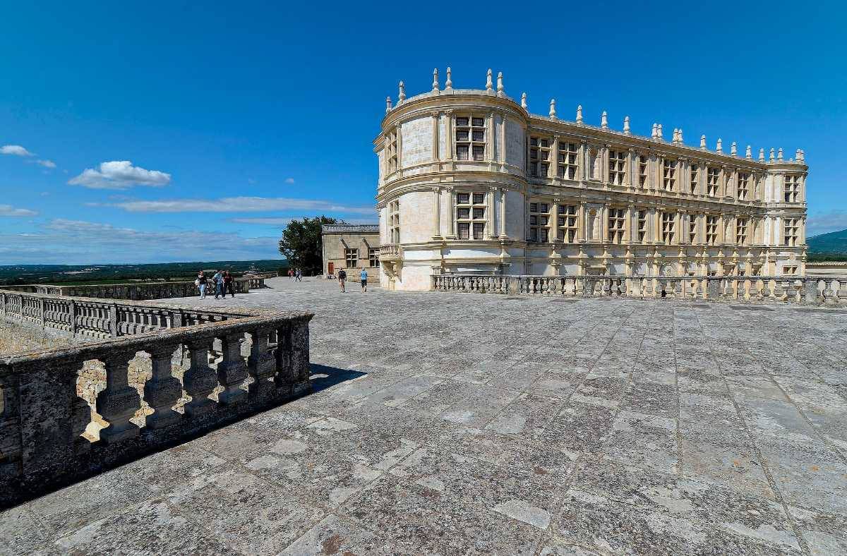 Château de Grignan : la terrasse