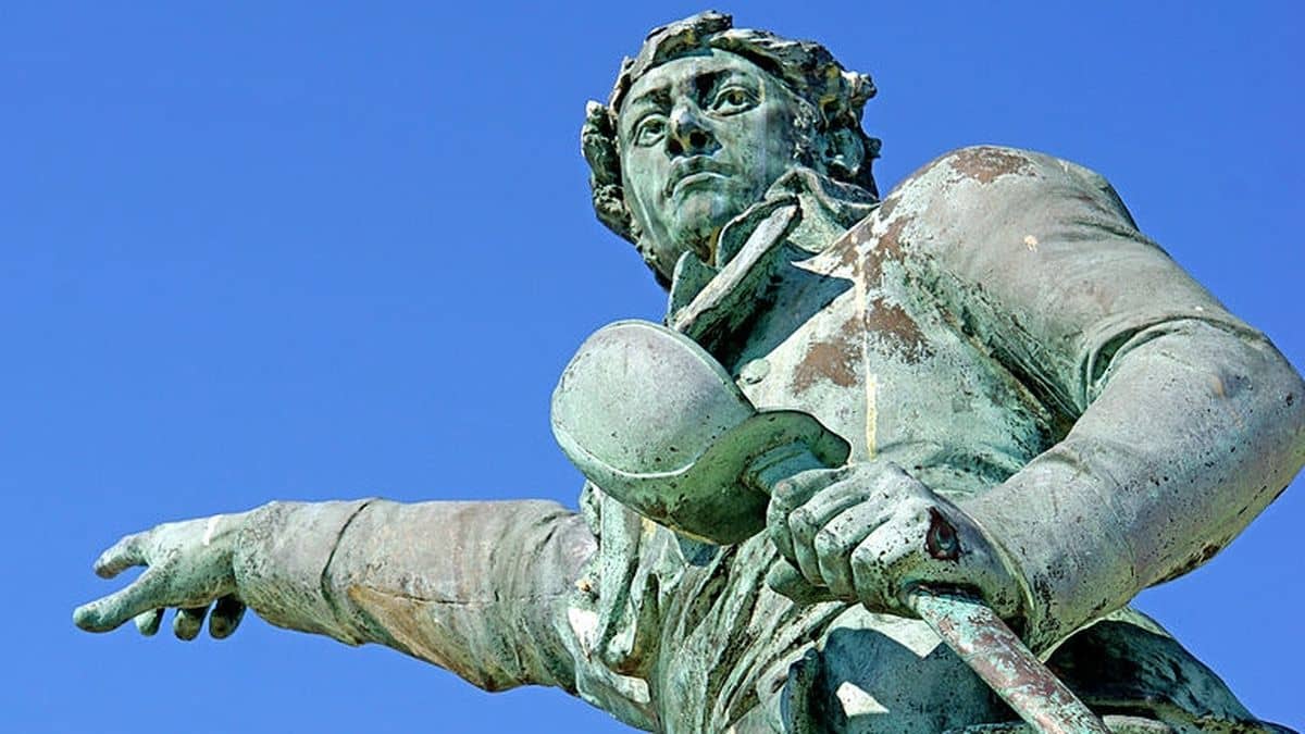 Statue de Surcouf, Saint-Malo