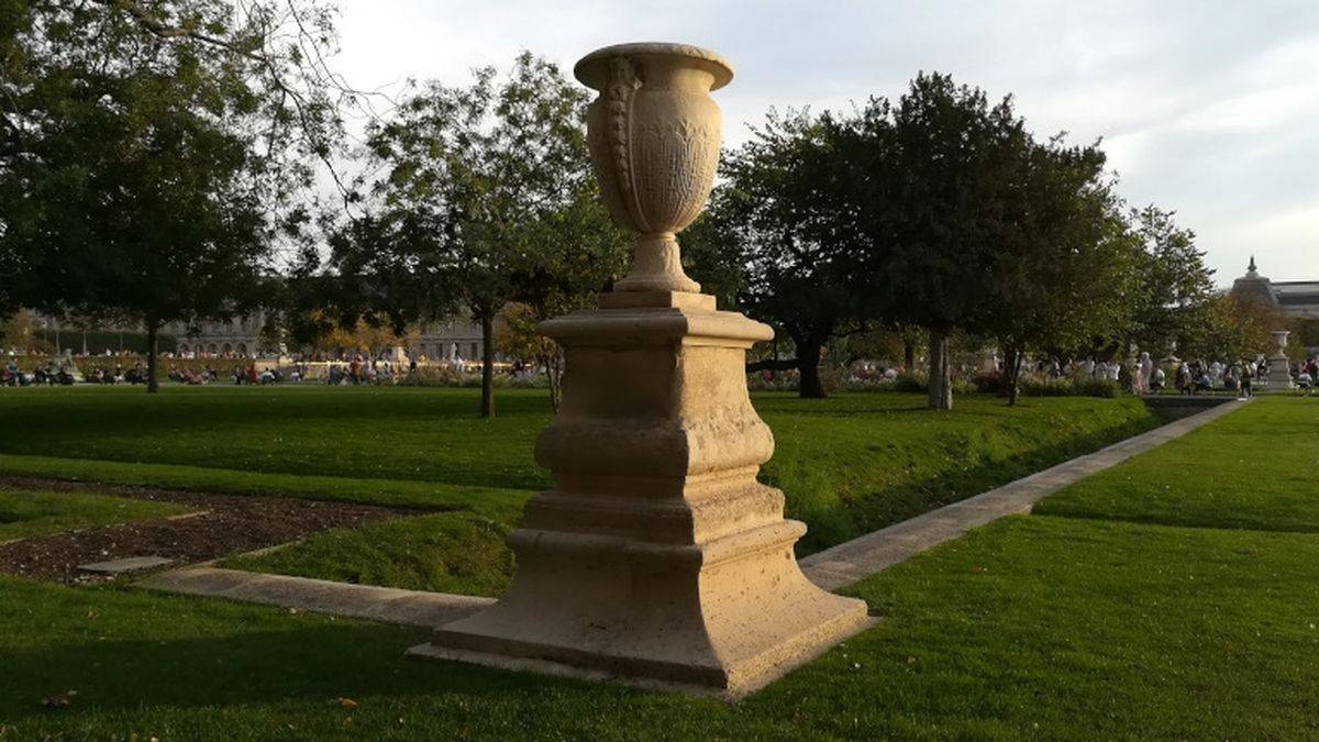 Le saut-de-loup des Tuileries