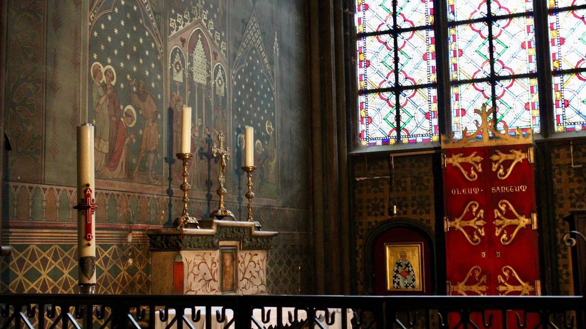 Chapelle qui abrite le tombeau de D. Affre