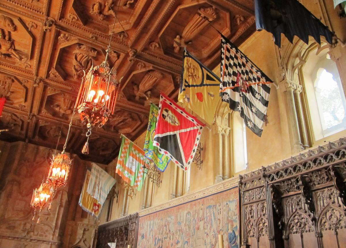 Hearst Castle : réfectoire avec éléments du cloître