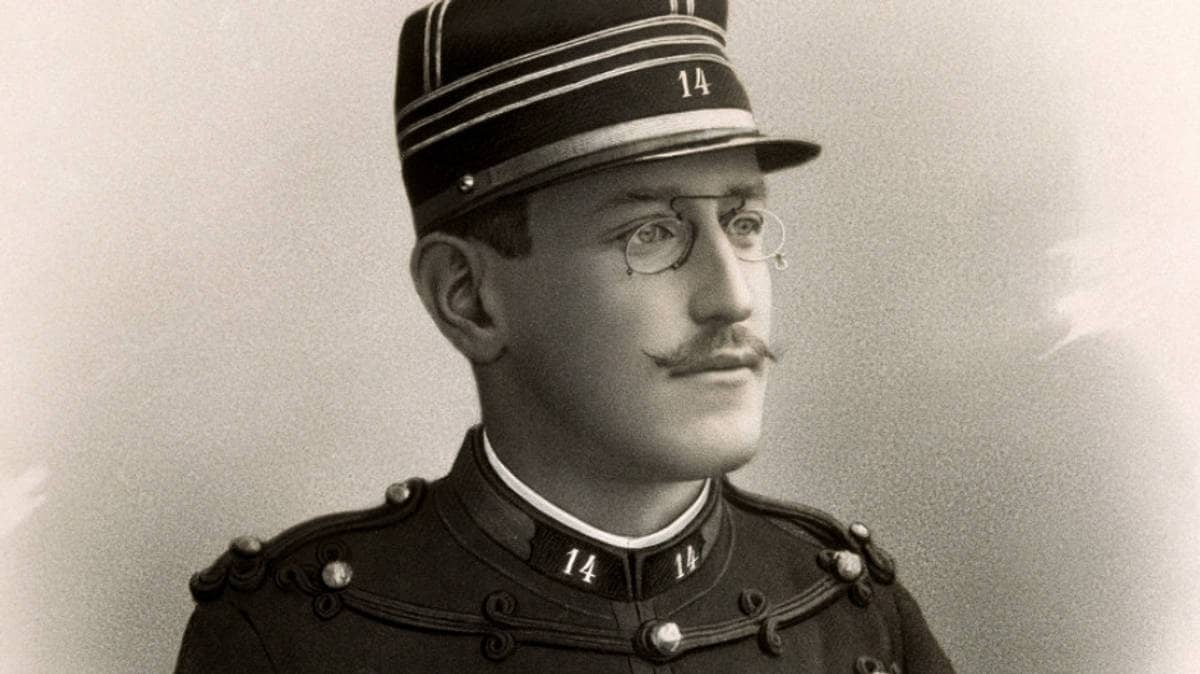 Alfred Dreyfus en tenue d'artilleur