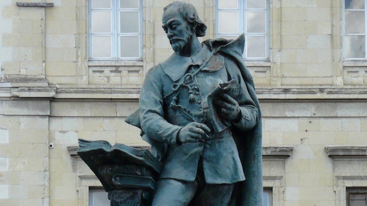 Statue de Renaudot, Loudun