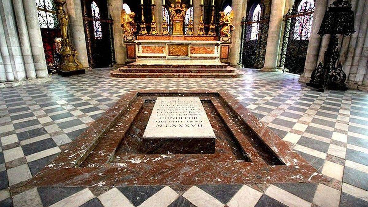 Saint-Etienne de Caen, tombeau de Guillaume le Conquérant