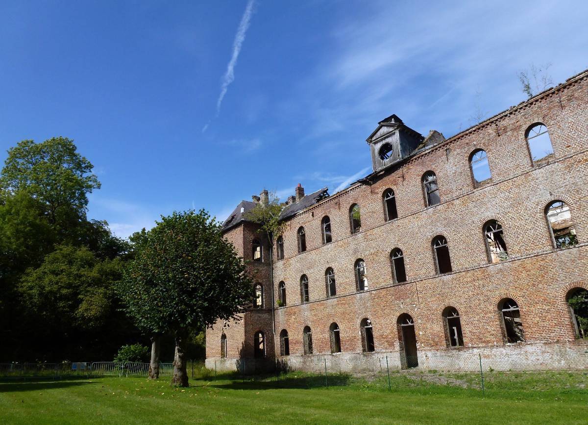 Citadelle de Doullens : bâtiment pénitentiaire