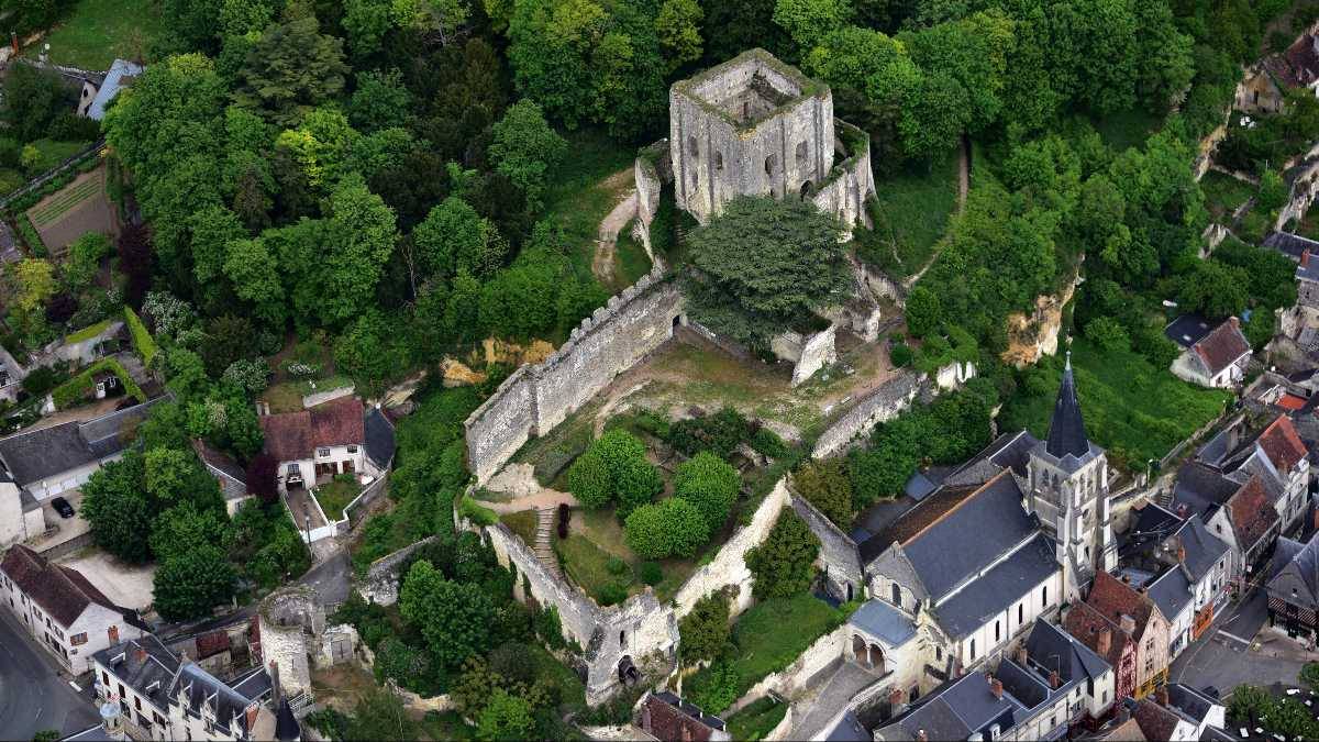 Sainte-Croix, en bas à droite