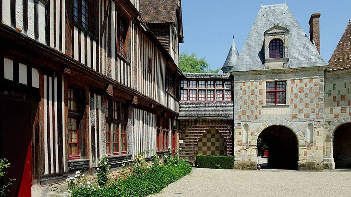 La cour