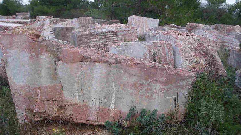 Carrière de Caunes-Minervois