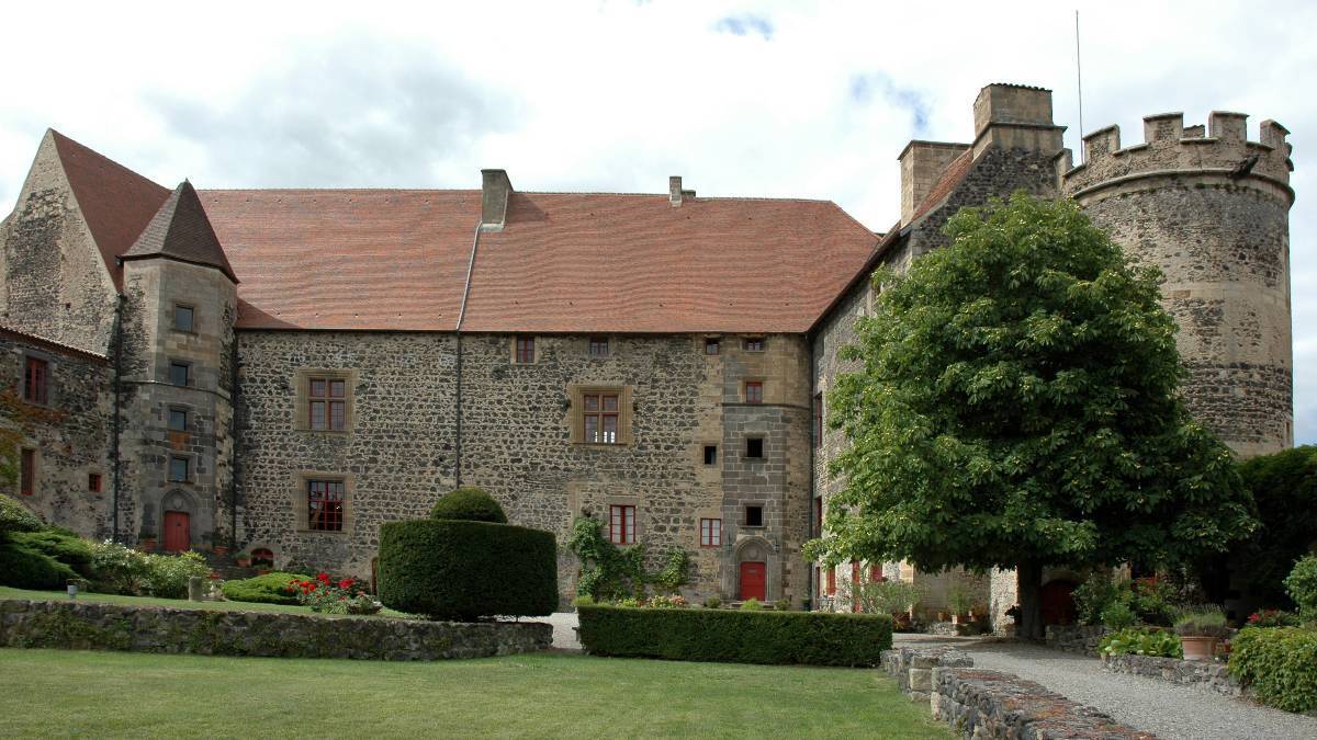 Château de Saint-Saturnin