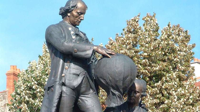 Statue des Montgolfier, Annonay