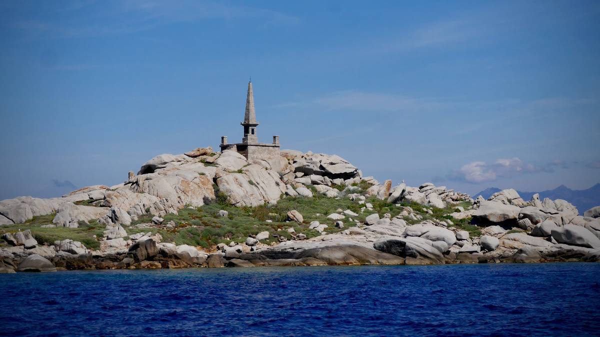 Le cimetière