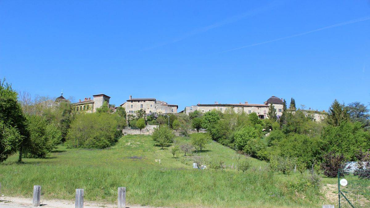 Pérouges