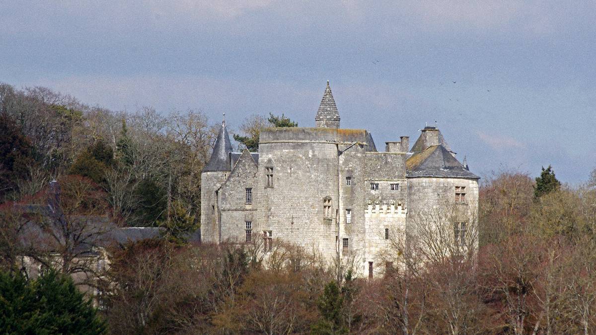 Château de Montsabert