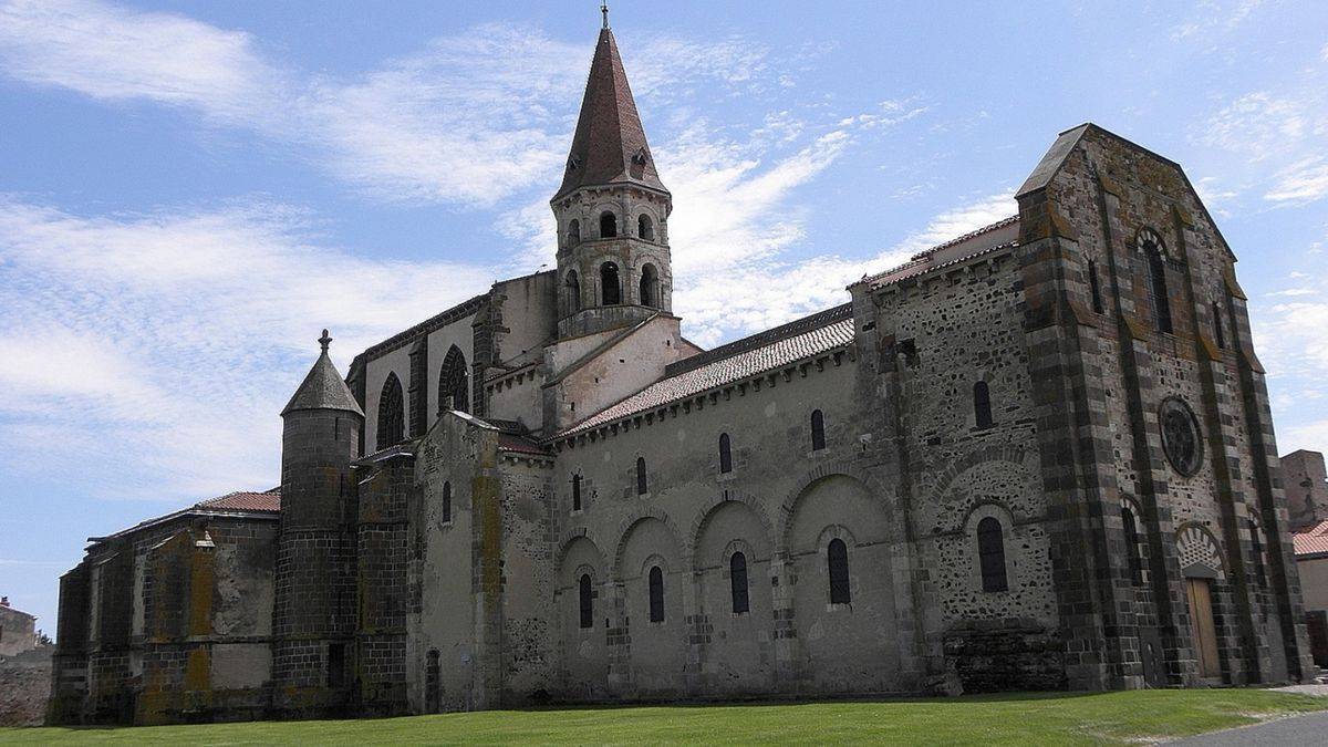 Collégiale d'Ennezat