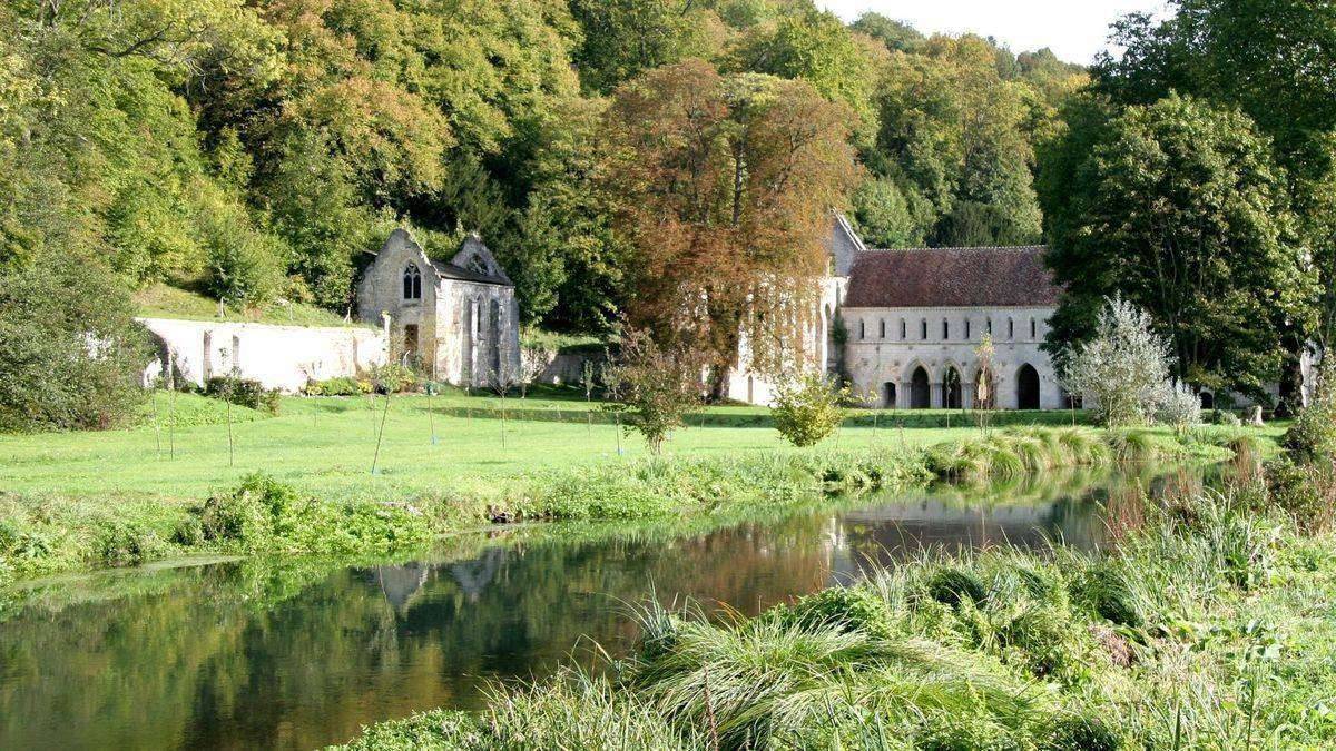 Abbaye de Fontaine-Guérard