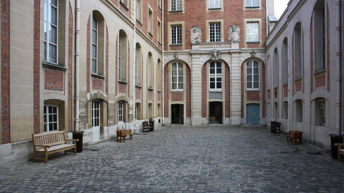 La cour intérieure