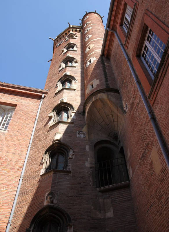 La tour gothique