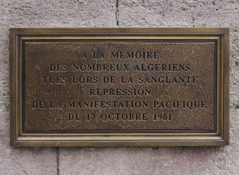 Plaque à la mémoire du 17 octobre 1761