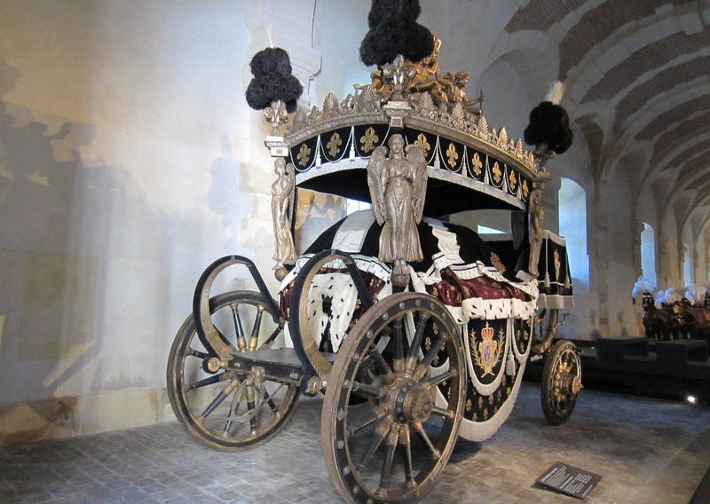 Char funèbre de Louis XVIII
