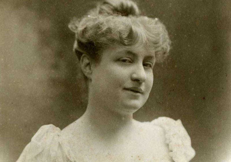 Marguerite Durand (1902)